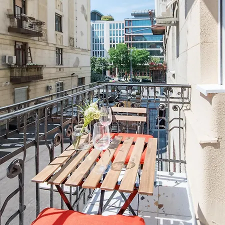 Apartment Duna Breeze Coziness And Style Budapest